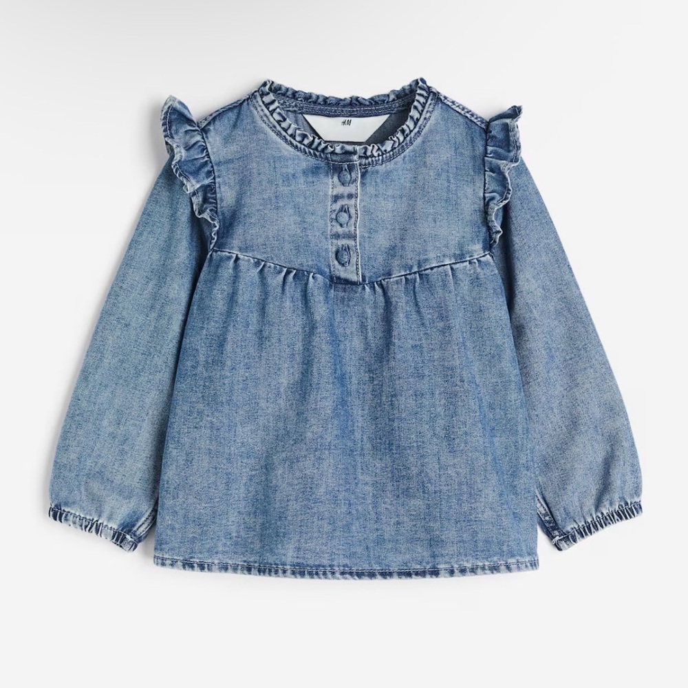 Pre-owned H&M Denim Blue Long Sleeve Blouse with Ruffles/ Size: 7